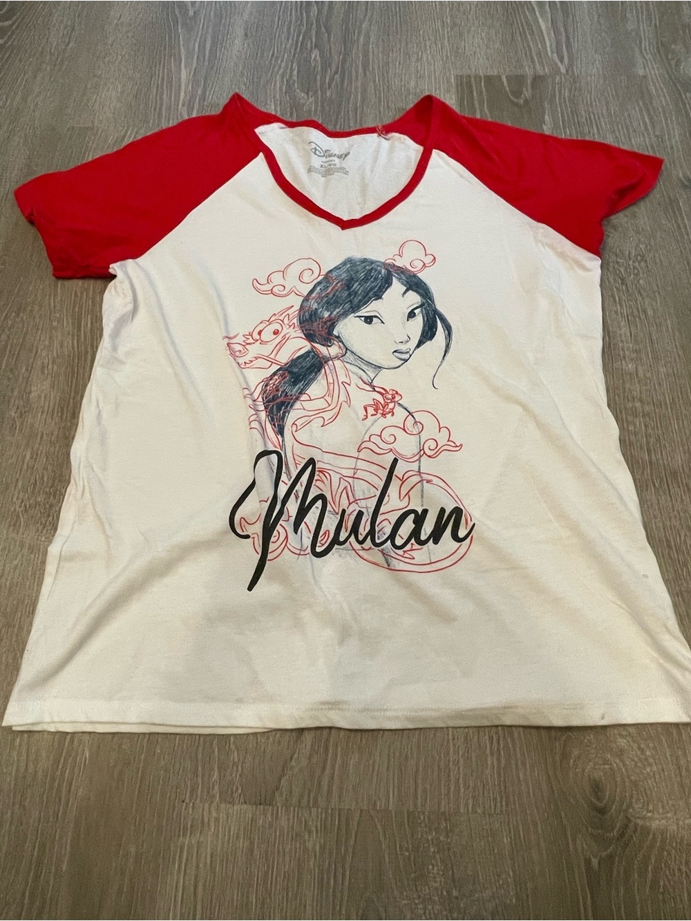 Disney Mulan Juniors T-Shirt: Size XL
